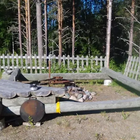 Apartamento Wanha Koulu Tahko 4h Huone, Sauna, Minikeittioe, Rinteetsparavintola 6km, Sali, Wifi, Lemm Ok, Edukas *