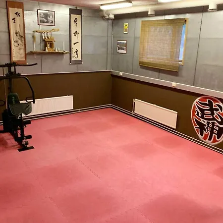Wanha Koulu Tahko 4h Huone, Sauna, Minikeittioe, Rinteetsparavintola 6km, Sali, Wifi, Lemm Ok, Edukas
